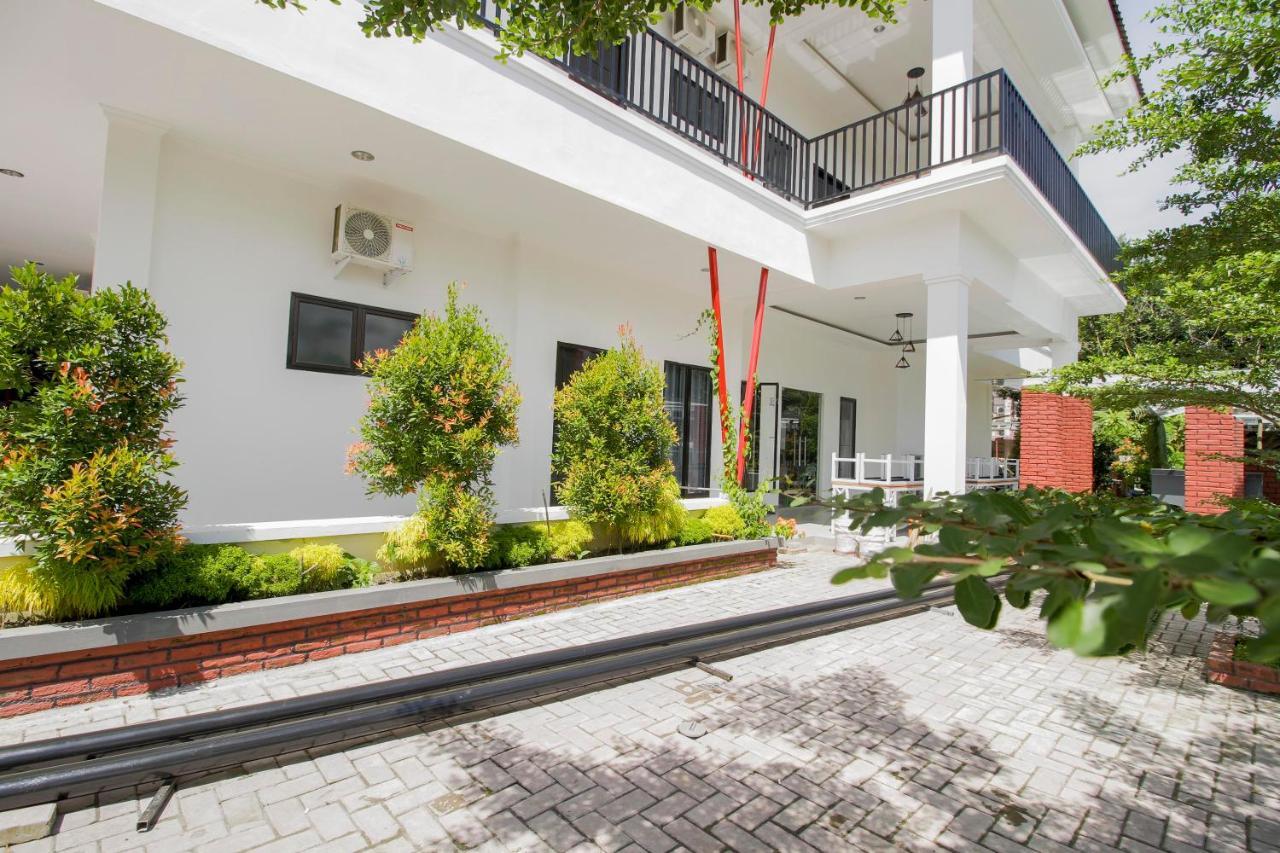 Reddoorz Premium @ Setiabudi Medan Sunggal المظهر الخارجي الصورة